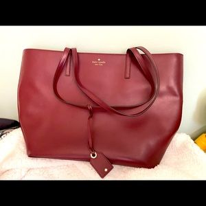 Kate Spade Tote ♠️